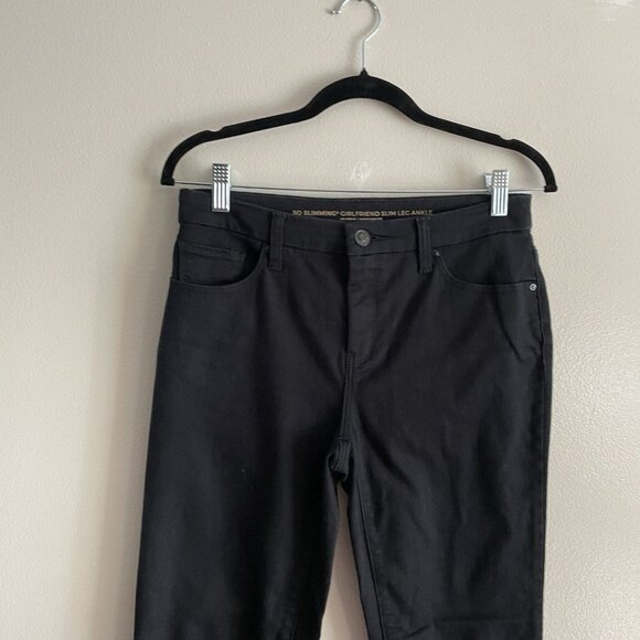 Chicos Women Sz 00R US 2R Black Denim So Slimming Girlfriend Slim Leg Ankle Jean - Picture 4 of 11